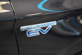 Mitsubishi Outlander 2.4 PHEV Intense  Opendak Trekhaak / 29