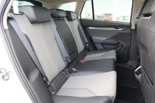 Skoda Enyaq iV 60|SOH 93%|Trekhaak|Apple Carplay+Android auto|Cruise|3-Fase / 21