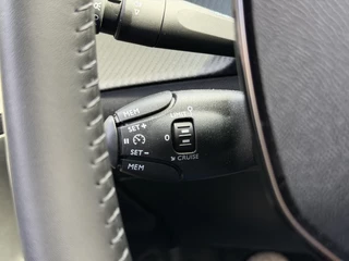 Peugeot 2008 Allure 1.2 PureTech 100PK Navigatie, Parkeersensoren, Keyless, Apple Carplay, Android Auto / 20