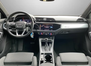 Audi Q3 35 TFSI 150 pk S Line AUT . | zwart optiek | 20'' lichtmetalen velgen | adaptieve cruise | sportstoelen | apple carplay | led kopl. / 17