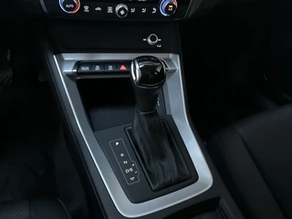 Audi Q3 Sportback 35 TFSI Business Edition Virtual Cockpit Navigatie Parkeersensoren App-Connect / 14