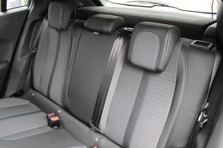Peugeot 2008 1.2 PureTech 100PK Allure Pack  | Adaptieve Cruise | Origin NL | Dealer Onderhouden | Camera / 36