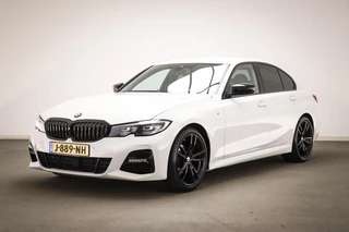 BMW 3-serie 318i M-Sport Executive Edition | AUDIO MEDIA- PACK | DRAADLOZE LADER | DAB | APPLE | CAMERA | 19"
