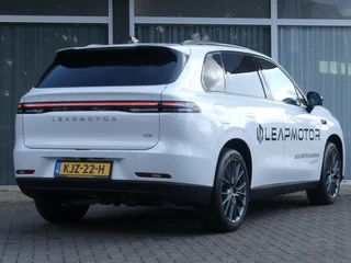 Leapmotor C10 REEV Design 28.4 kWh 215PK Automaat Navigatie, Camera 360, Lichtmetalen velgen, Elektrische Achterklep, Kunstlederen bekleding, Stoel Verwarming & Ventilatie / 4