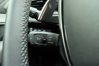 Peugeot 508 1.6 HYbrid 180 e-EAT8 Allure Avantage | NIEUW | Nieuwprijs: € 53.037 | tot 68km elektrisch WLTP | AGR Comfortstoelen | Stoelverwarming | Elektr. achterklep | Achteruitrijcamera | Adaptieve Cruise Control / 38