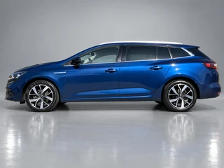 Renault Mégane Estate 1 .3 TCe Bose 160 pk AUT. | navigatie | cruise control | trekhaak | bose audio | keyless | privacy glas / 9