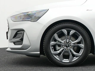 Ford Focus Wagon 1.0 EcoBoost Hybrid ST Line X Private lease €539 p.m. / 7