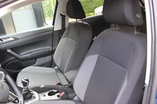 Volkswagen Polo 1.0 TSI LIFE **NL-Auto** Parkeersensoren v.a. / apple carplay / android / 17