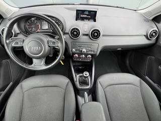 Audi A1 Sportback 1.0 TFSI Pro Line * Stoelverwarming * Led * Lichtmetalen Velgen / 19
