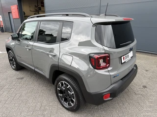 Jeep Renegade 4xe 240 Plug-in Hybrid Electric Trailhawk (Navigatie - LED - Keyless Entry - Parkeersensoren V+A - Automatische Airco - 4WD - 17" incl 4S - Dodehoek detectie) / 5