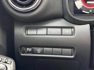Nissan Juke N-Connecta 1.0 DIG-T 115PK / 17