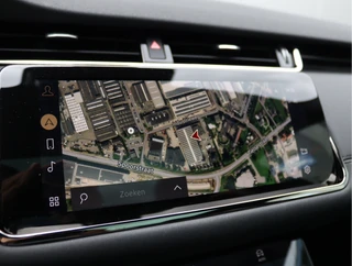 Land Rover Range Rover Evoque P300e R-Dynamic HSE  | Pano | 360 Camera / 49
