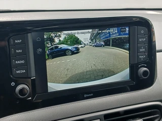 HYUNDAI I10 1.0i Comfort Smart / AUTOMAAT! / Navigatie / Cruisecontrol! / / 18