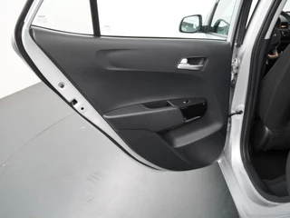 Kia Picanto 1.0 DPI DynamicLine  - Camera - Cruise control - AppleCarplay - Android Auto - Fabrieksgarantie tot 03-2032 / 36