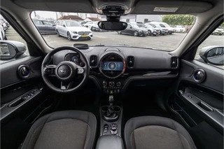 MINI Countryman Mini 1.5 Cooper S E ALL4 Chili  | SOH 99% | Pano | Head-up / 7