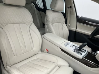 BMW 7 Serie 730d xDrive ACC Pano Softclose 4wielsturing High Executive HUD / 51