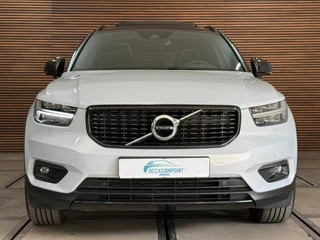 Volvo XC40 1.5 T3 R-Design | Pano | Winterpakket | Elektr voorstoelen+memory | Camera | Carplay / 11