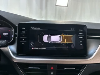 Skoda Scala 1.0 TSI 116pk DSG Business Edition Stoelverwarming LED Parkeersensoren Navigatie / 11