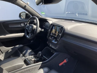 Volvo XC40 1.5 T4 Recharge R-Design Pano Leer H/K Camera Stoel/Stuurverw Led Carplay Plug-in PHEV / 29