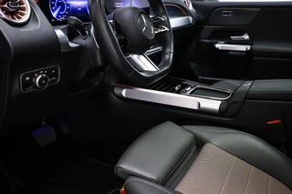 Mercedes-Benz EQB 250+ Electric Art 71 kWh | 7 PERSOONS | PANORAMADAK | DAB | APPLE | CAMERA / 34