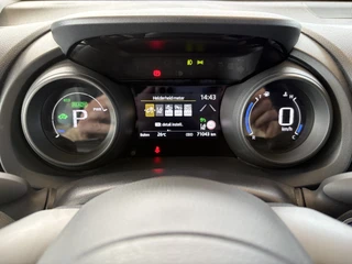 Toyota Yaris 1 .5 Hybrid Dynamic 5-drs. CAMERA/KEYLESS/NAVI/CARPLAY/16INCH / 28
