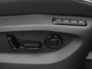 Škoda Kodiaq 1.5 TSi 204 Pk PHEV Sportline Business | Stoelverwarming | Trekhaak | 360 Camera | Panoramadak | Canton Audio | 20 Inch | 13.908 Km !! / 42