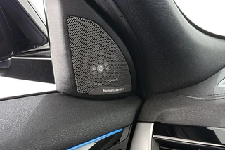 BMW X2 xDrive25e High Executive M Sport Panoramadak Keyless Rood Leder / 21