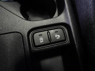 Hyundai i10 1.0i Comfort Smart Pack NAVI/AIRCO/CRUISE/PDC! / 17