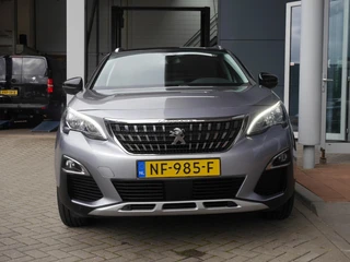 Peugeot 3008 1.2 PureTech Première | Elektrisch bedienbare achterklep | 19 inch velgen | Keyless entry en start | Dealer onderhouden | Navigatie | Zwart Dak | Climate control / 7