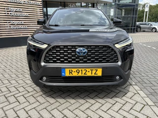 Toyota Corolla Cross 2.0 High Power Hybrid First Edition 1E-EIGENAAR NL-AUTO PARK-SENSOREN BLIND-SPOT STOELVERW APPLE/ANDROID DRAADLOOS-LADEN CAMERA ELEK-KLEP LM-VELGEN AD-CRUISE KEYLESS / 4