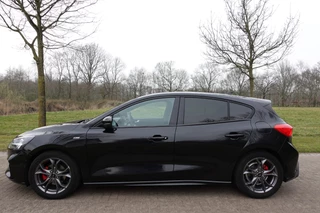 Ford Focus 1.0 EcoBoost Titanium X Business ST Line Winterpakket | LED | PDC | Camera | / 11