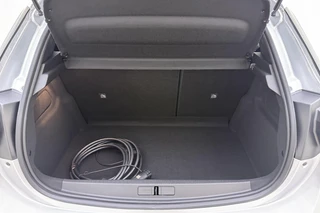 Opel Corsa Electric Long Range GS 51 kWh |  NIEUW | tot 429km WLTP | 100kW snelladen | Stoel- & stuurverwarming | Camera | Apple Carplay/Android Auto / 11