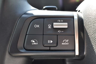 Citroën C4 130 EAT8 Shine  | Automaat | Navigatie | Airconditioning ECC | Camera achter |  Parkeersensoren voor en achter | Carplay & Android Auto | Isofix | Cruise Control | Advanced Comfortstoelen | Hydraulic Cushions | Zeer Compleet!!! / 16