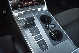 Audi A6 Limousine 50 TFSI e quattro S edition 299 pk  | Standkachel | Camera | Carplay | Adapt.CC | Stoelverw. | Virtual cockpit | 20" LM | Full LED / 24