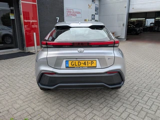 Toyota C-HR 1.8 Hybrid 140 Active 4-SEIZOENSBANDEN ANDROID & APPLE DIGITALE TELLERS METALLIC LAK / 14