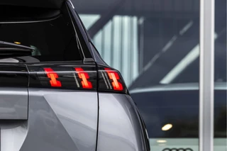 Peugeot 2008 1.2 PureTech Allure Pack  | Camera | Trekhaak | LED / 41