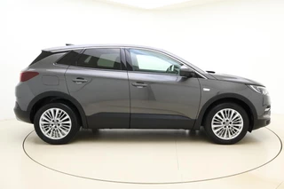 Opel Grandland X 1.2 Turbo 130pk Innovation | Navigatie | Trekhaak | Climate control | AGR Comfortstoelen | Elektrische achterklep | Stoel- en stuurverwarming | Camera / 10