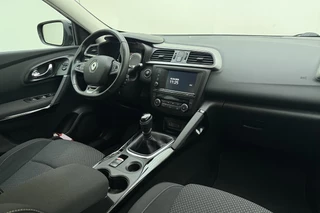 Renault Kadjar 1.2 TCe Limited | Apple carplay/Android auto | Cruise control | Keyless entry | Trekhaak | Parkeersensoren V+A | / 16