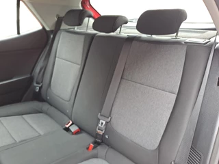 Kia Stonic 1.0i Turbo MHEV ComfortLine 100 PK | 1e Eigenaar | Airco | Bluetooth | Camera | Cruise control | Metallic lak | Fabrieksgarantie t/m 3-7-2031 | NAP / 12
