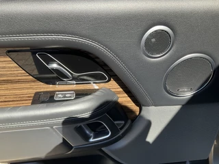 Land Rover Range Rover P400e Vogue Pano Meridian Memory Leer Luchtvering 360° Dealer-Serviced! PHEV / 21