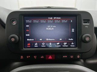 Fiat Panda 1.0 Hybrid Cross CARPLAY | CLIMA / 8