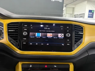 Volkswagen T-Roc 1.0 TSI Style/ NL auto/ Parkeersensoren/ Navi/ LMV / 21