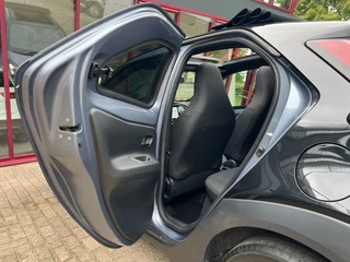 Toyota Aygo X 1.0 VVT-i S-CVT Envy  | Cabriodak | ACC | Camera | Carplay | / 17