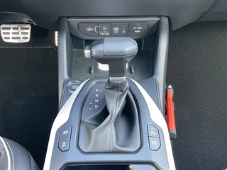 Kia K4 Sportswagon 1.0 T-GDi MHEV GT-Line Launch Edition | 17" inch velgen | Schuif/kanteldak | Schakelflippers | Nu €1000,- Inruilpremie! / 21