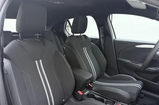 Opel Corsa Electric Long Range GS 51 kWh |  NIEUW | tot 429km WLTP | 100kW snelladen | Stoel- & stuurverwarming | Camera | Apple Carplay/Android Auto / 15