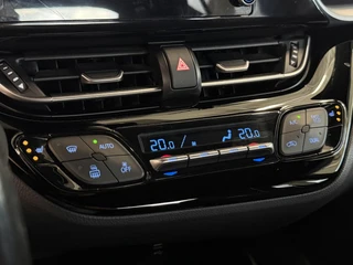 Toyota C-HR 2.0 Hybrid Dynamic | Winterpakket | Camera | PDC | Carplay | All-Season | LED ( Vestiging - Vianen) / 26
