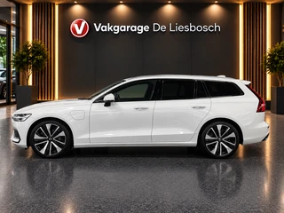 Volvo V60 2.0 T6 Recharge AWD R-Design / 360 camera / Panoramadak / Leder / head-up / Harman-Kardon / 2