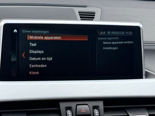 BMW X1 xDrive20i High Executive  | Afn. trekhaak | Pano | LED | Leder | Sportstoelen | Apple/Android | Stoelverwarming / 65