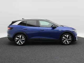 Volkswagen ID.4 First 77 kWh 204 Pk | Stoel/Stuurverwarming | Camera | Half Leer | CarPlay | Adaptive cruise | 20 Inch | 97.053 Km !! / 8