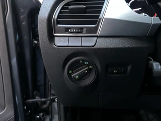 Škoda Fabia 1.0 TSI Style Climate Control App-Connect DAB+ Parkeersensoren / 23